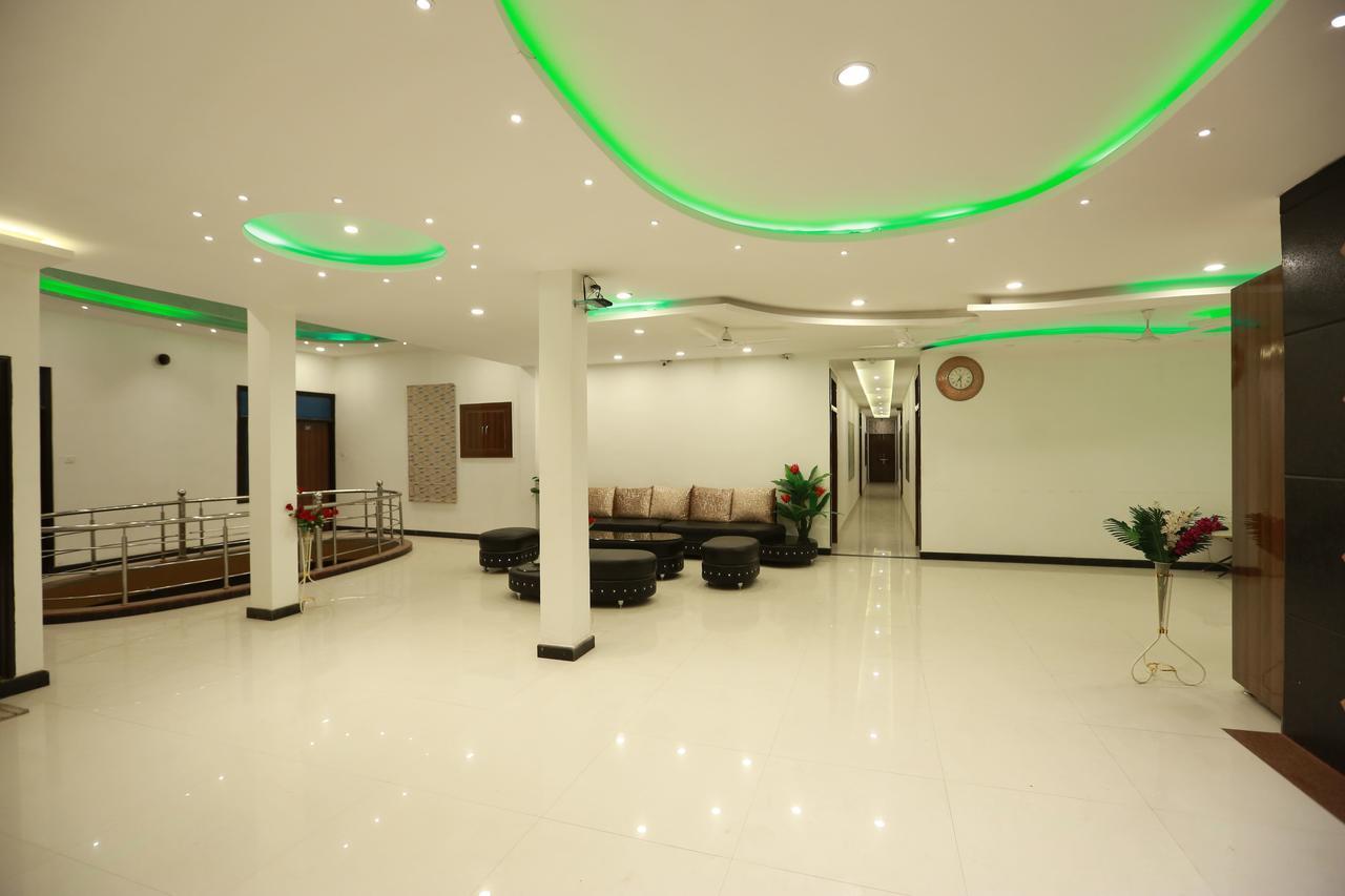 Oyo 8837 Hotel Surya Galaxy Kānpur Exterior foto