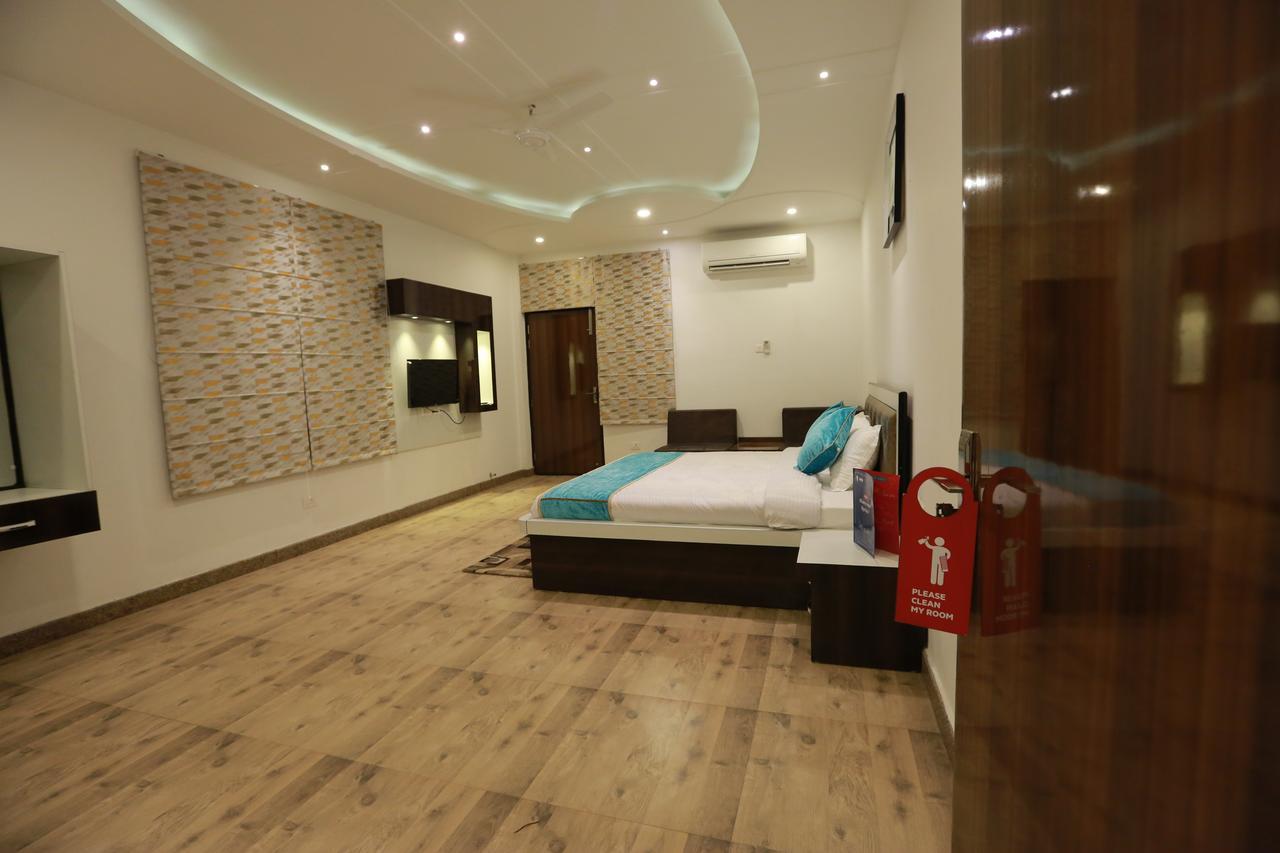 Oyo 8837 Hotel Surya Galaxy Kānpur Exterior foto