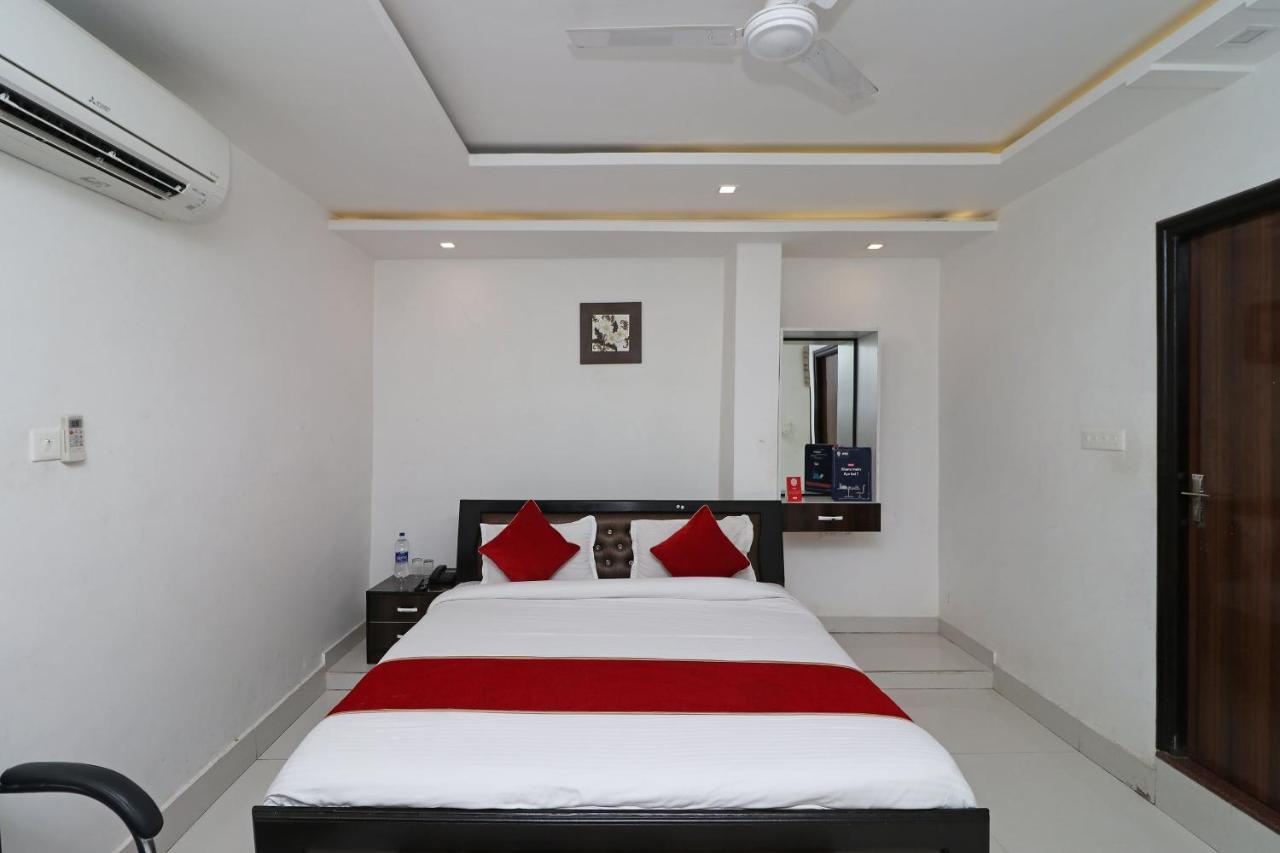 Oyo 8837 Hotel Surya Galaxy Kānpur Exterior foto