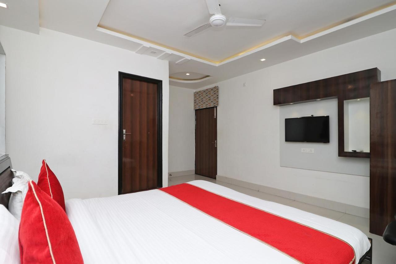 Oyo 8837 Hotel Surya Galaxy Kānpur Exterior foto
