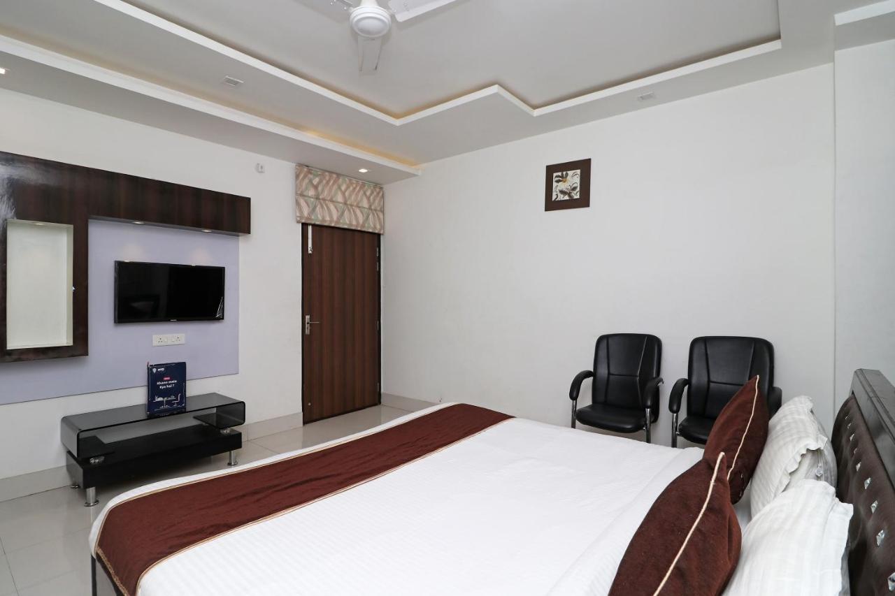 Oyo 8837 Hotel Surya Galaxy Kānpur Exterior foto